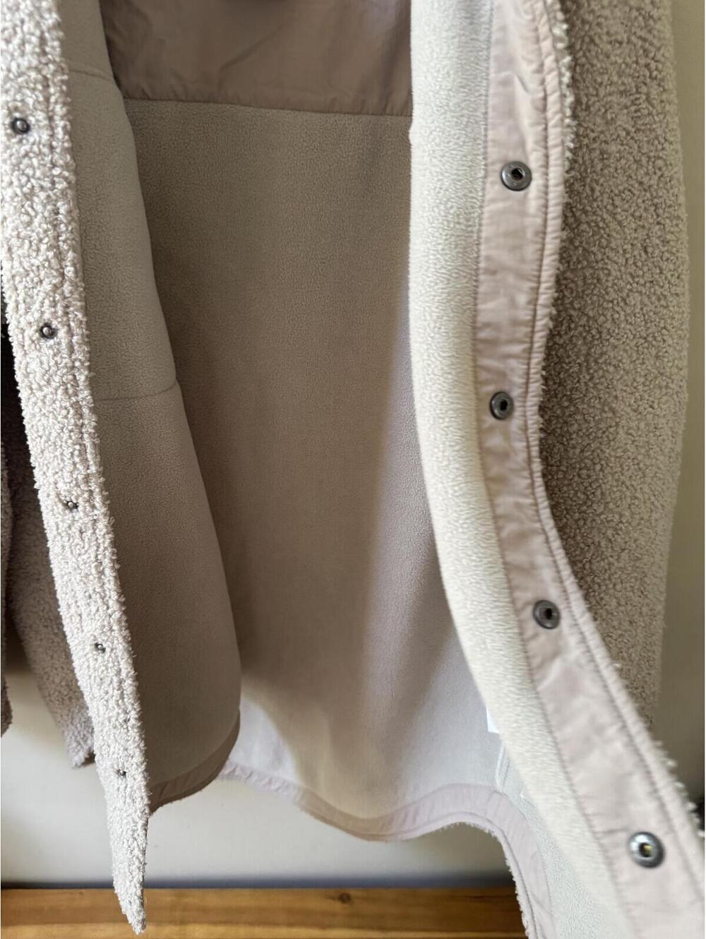 Vuori Women's Sycamore Sherpa Shirt Jacket / Shacket - Size L - Picture 4 of 9